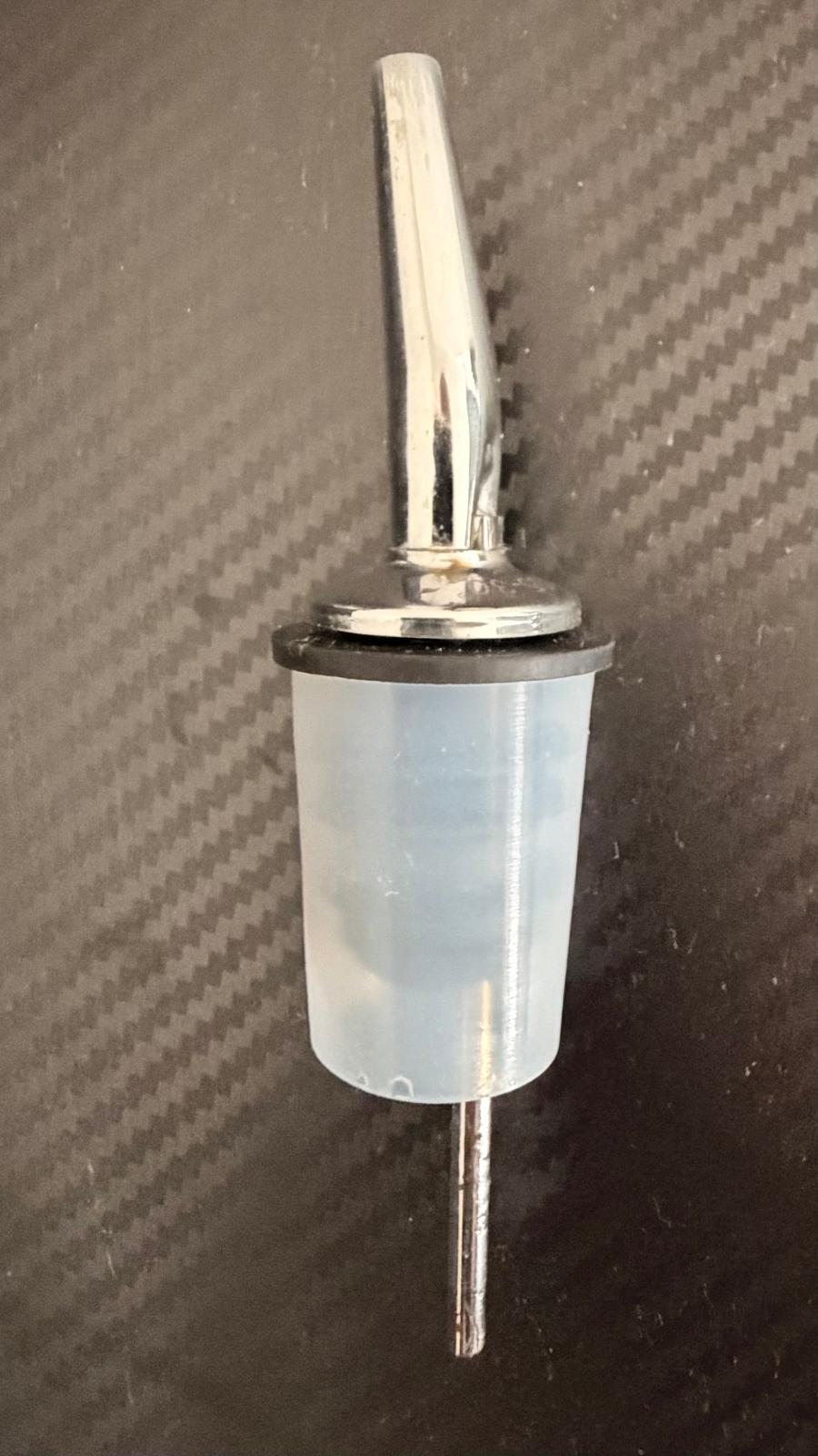 PourMate – Reusable Silicone Pour Spout Sleeve